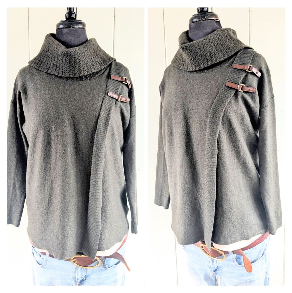 Ellen Tracy Leather Buckle Wool Sweater sz S